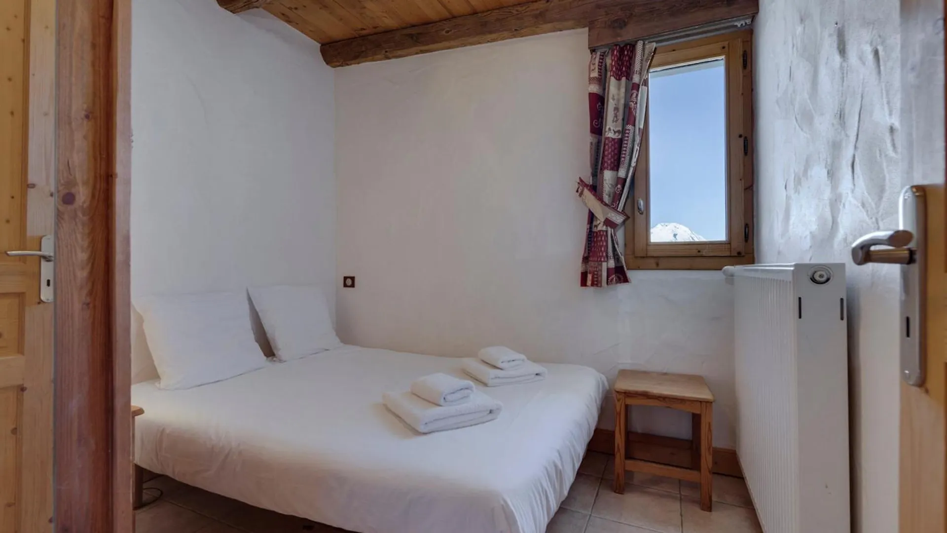 Appartement Cosy Avec Balcon, Wi-Fi Et Parking A La Rosiere - Fr-1-690-31 Montvalezan 0*,